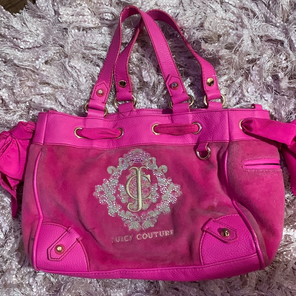 COPY - Hot pink juicy purse